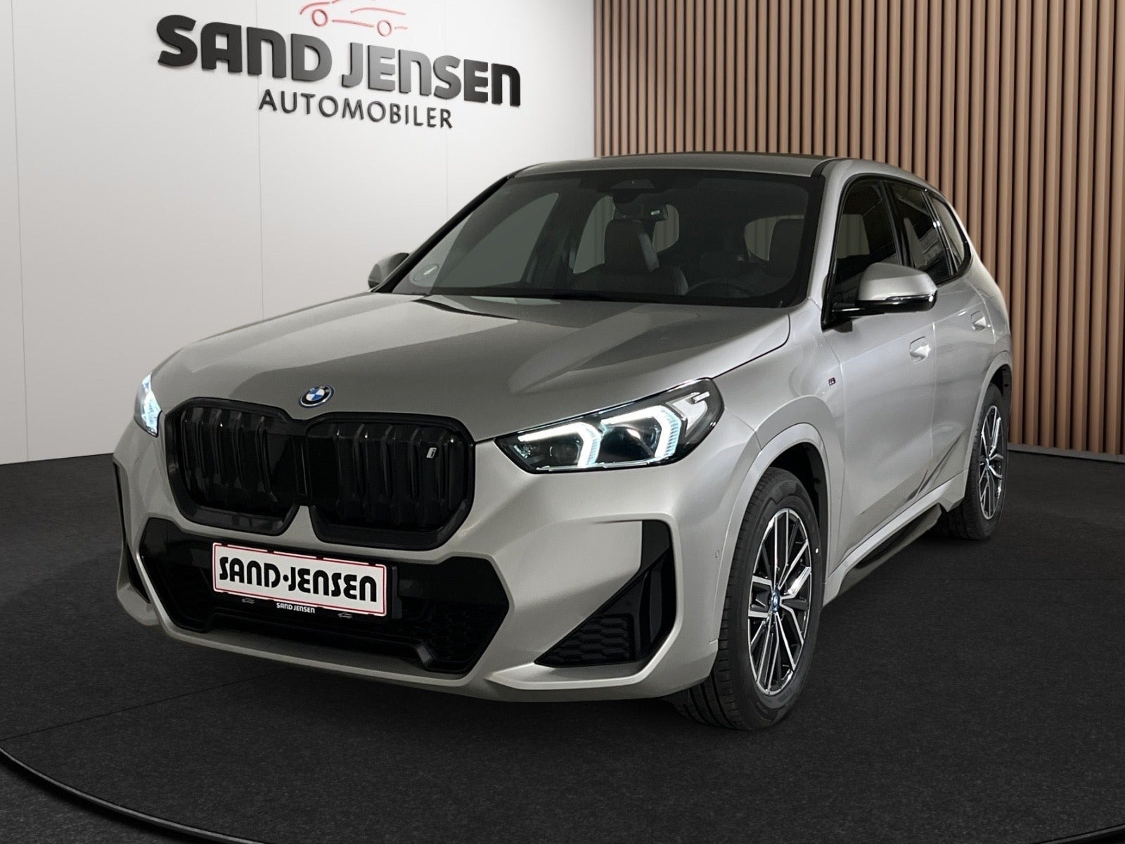 BMW iX1 xDrive30 M-Sport Premium