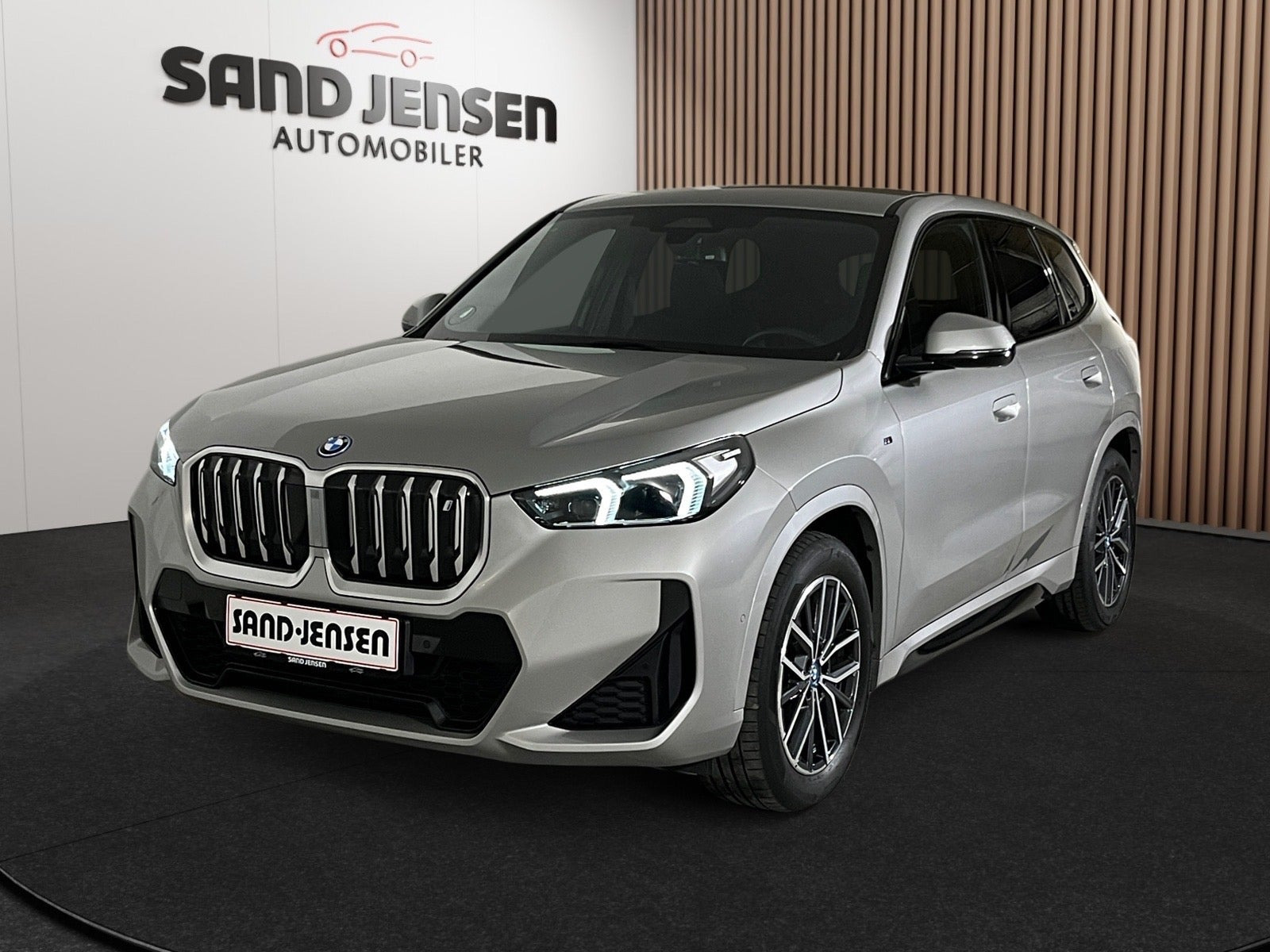 BMW iX1 xDrive30 M-Sport Premium