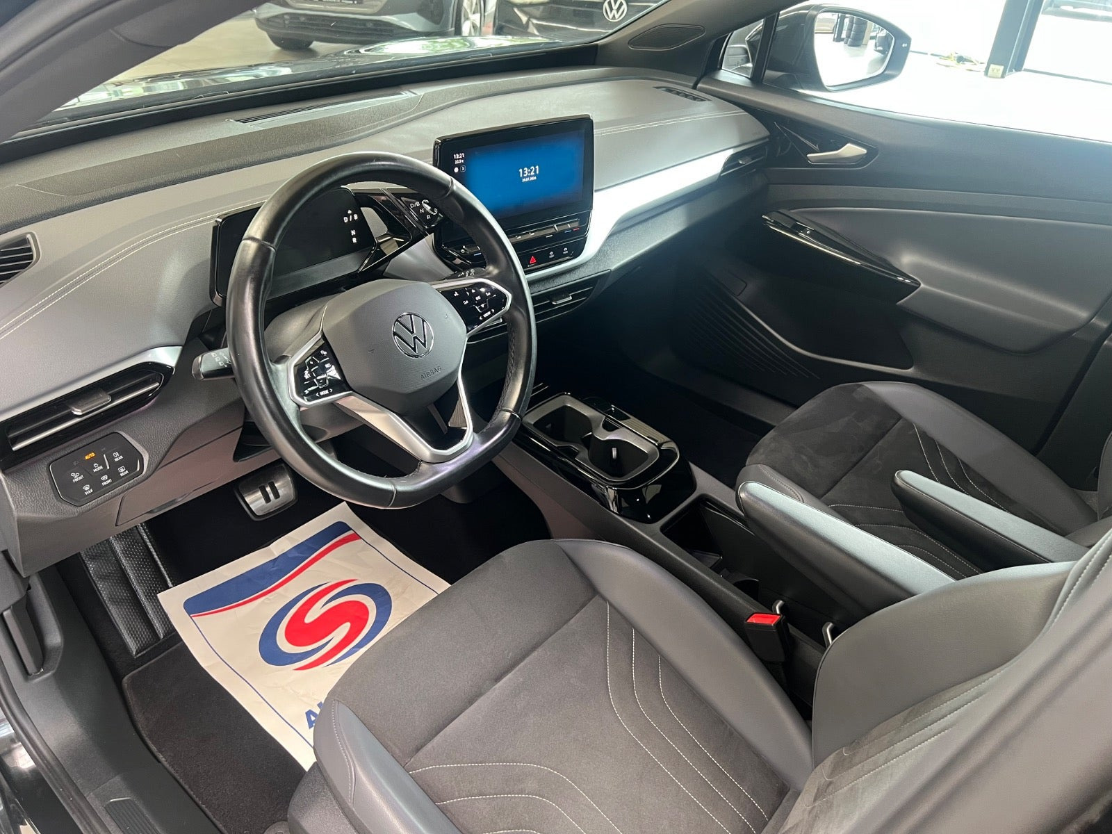 Sort VW ID.4 fra 2023