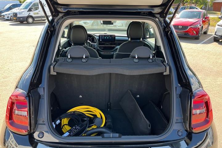 Sort Fiat 500e fra 2023