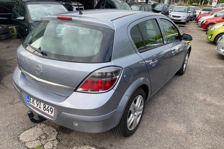 undefined Opel Astra fra 2009