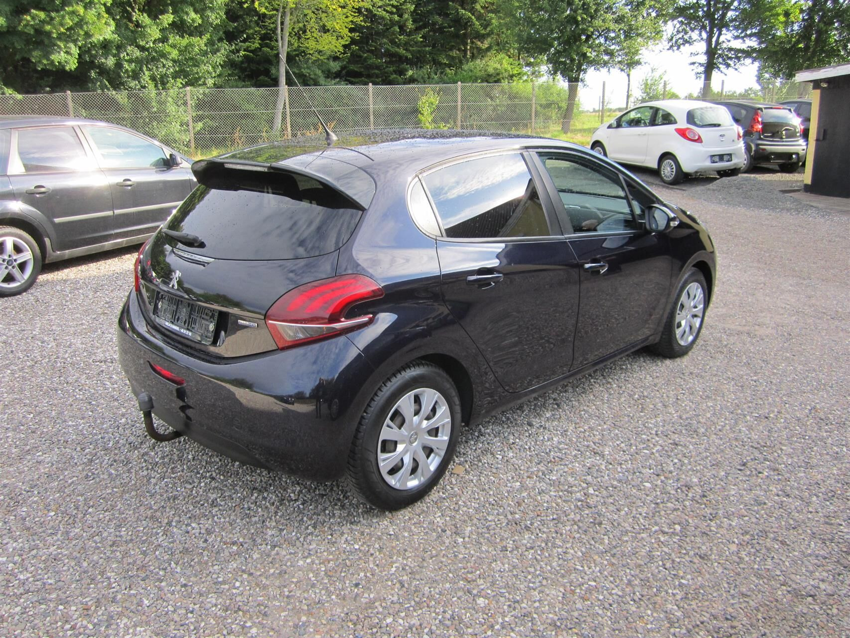 undefined Peugeot 208 fra 2016