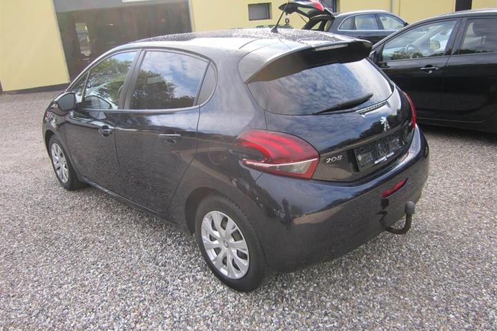 undefined Peugeot 208 fra 2016
