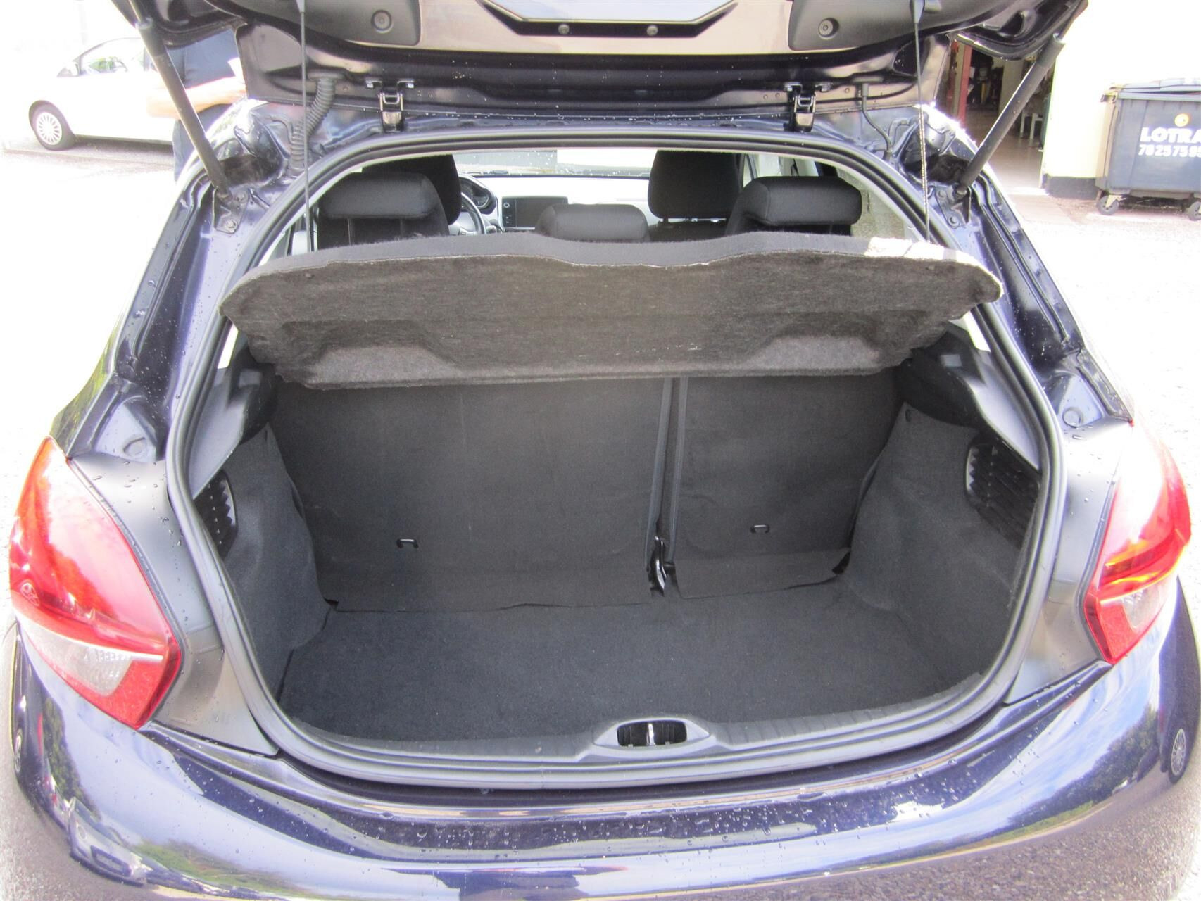 undefined Peugeot 208 fra 2016