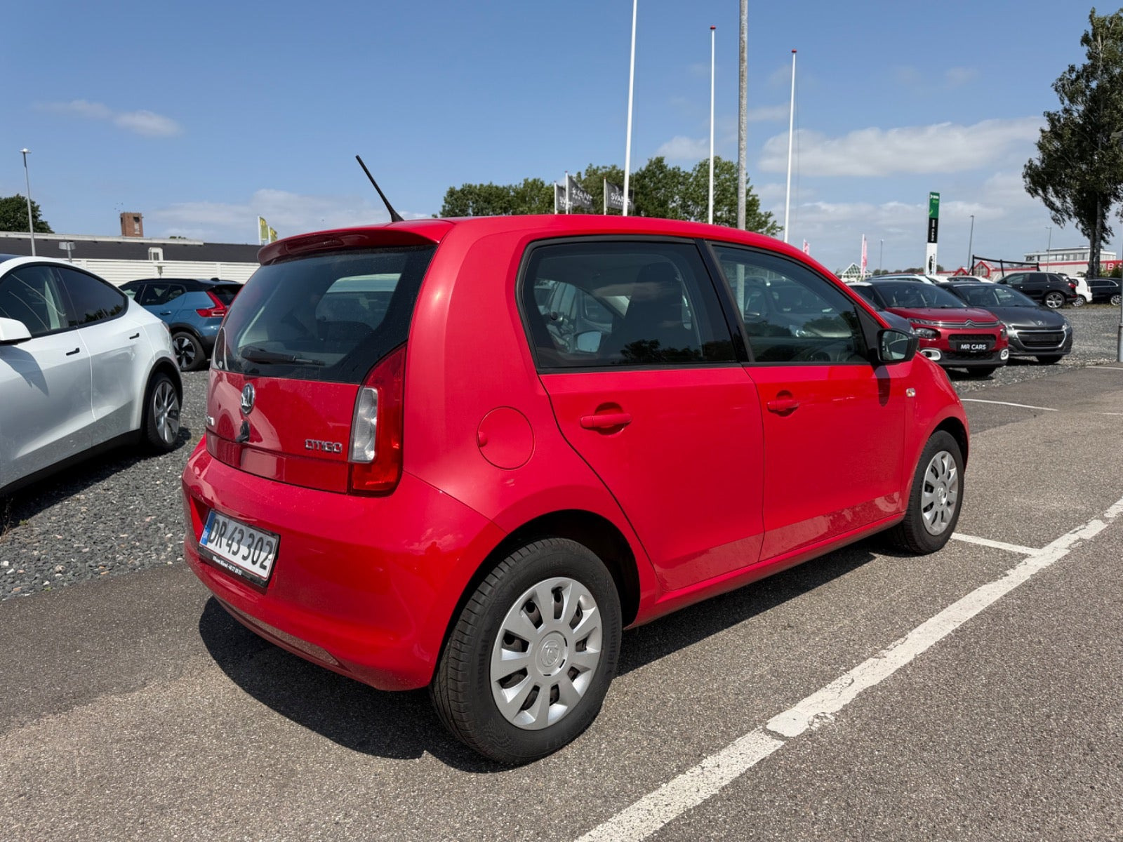Rød Skoda Citigo fra 2014