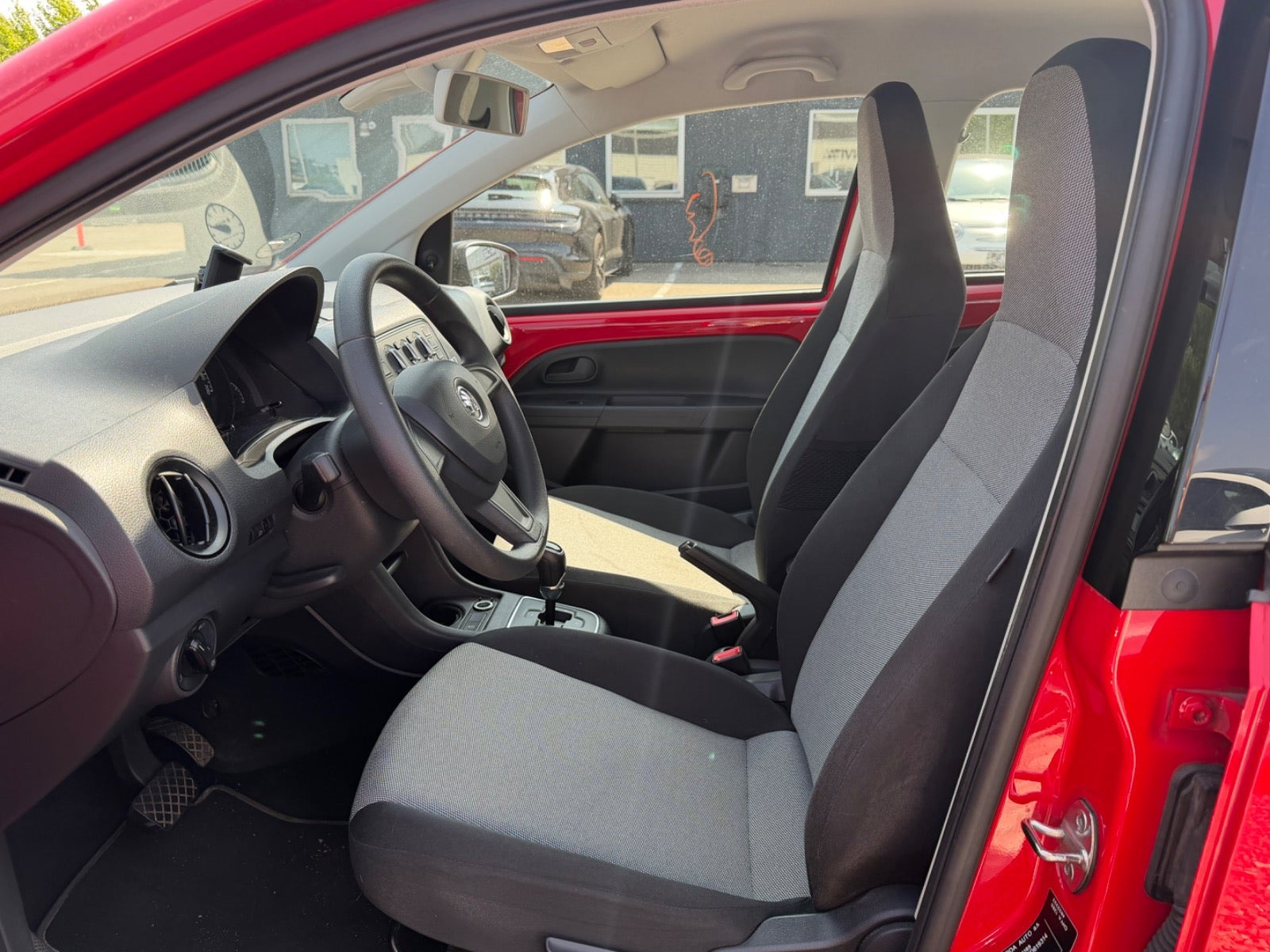 Rød Skoda Citigo fra 2014