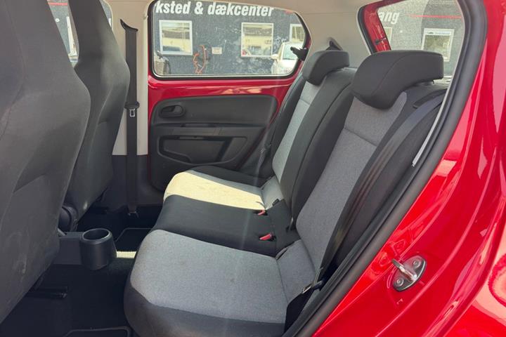 Rød Skoda Citigo fra 2014