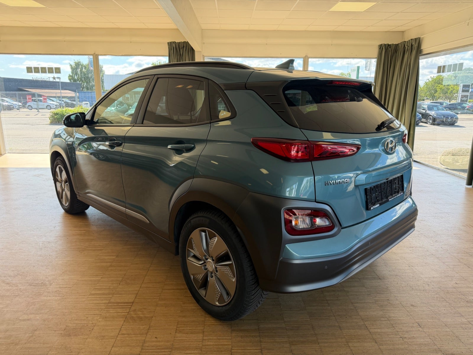 Blå Hyundai Kona fra 2020