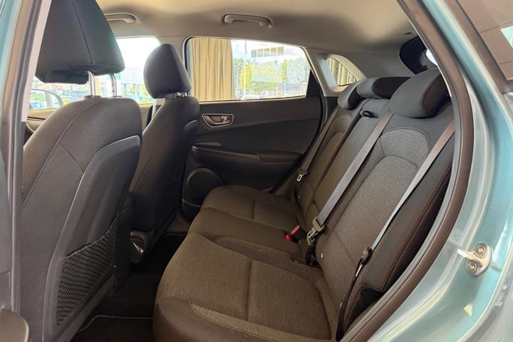 Blå Hyundai Kona fra 2020