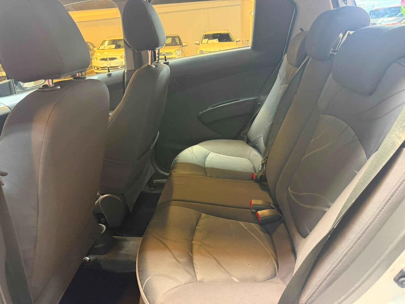 Hvid Chevrolet Spark fra 2011