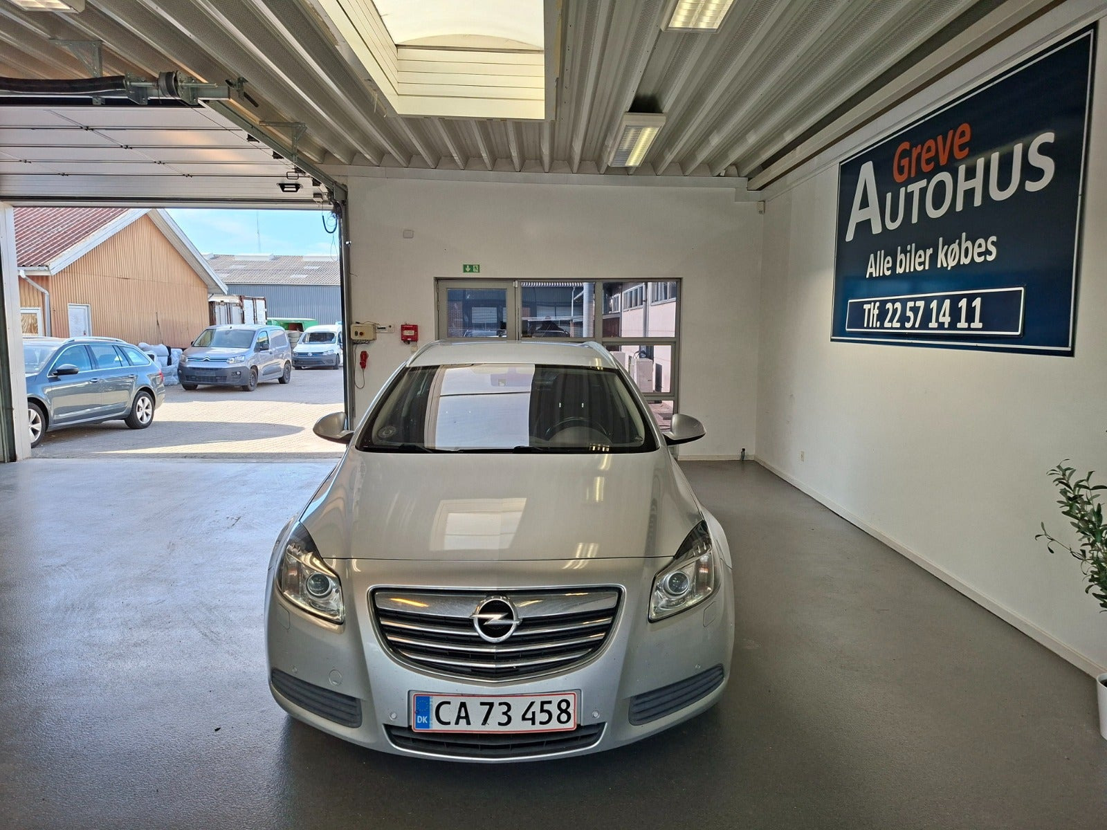 Sølv Opel Insignia fra 2012