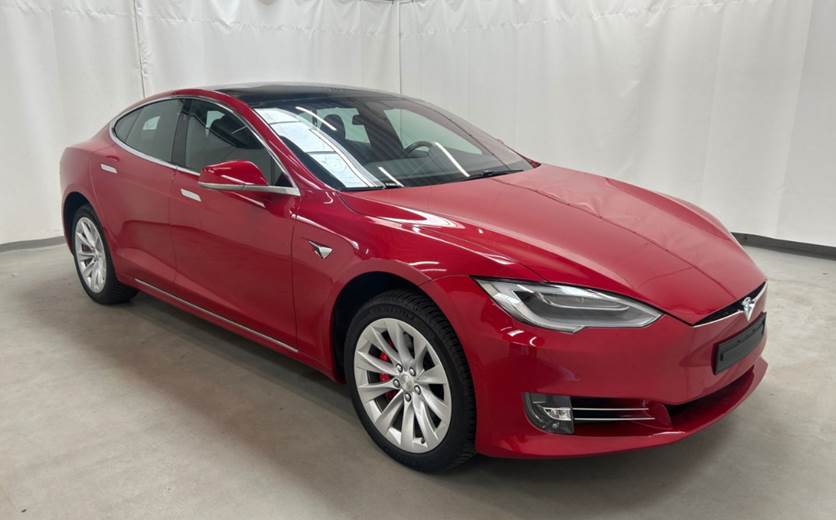 Tesla Model S Ludicrous Performance AWD