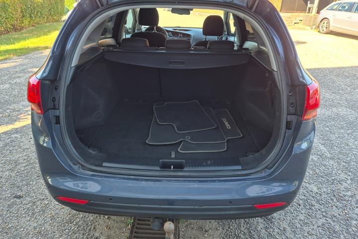 Grøn Kia Ceed fra 2013
