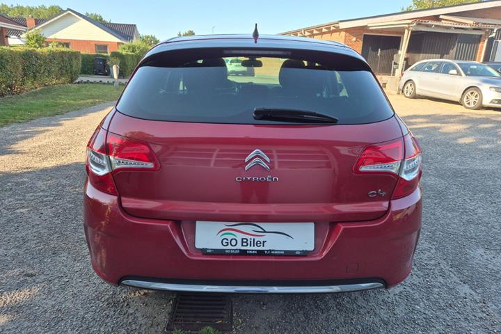 Grøn Citroën C4 fra 2010