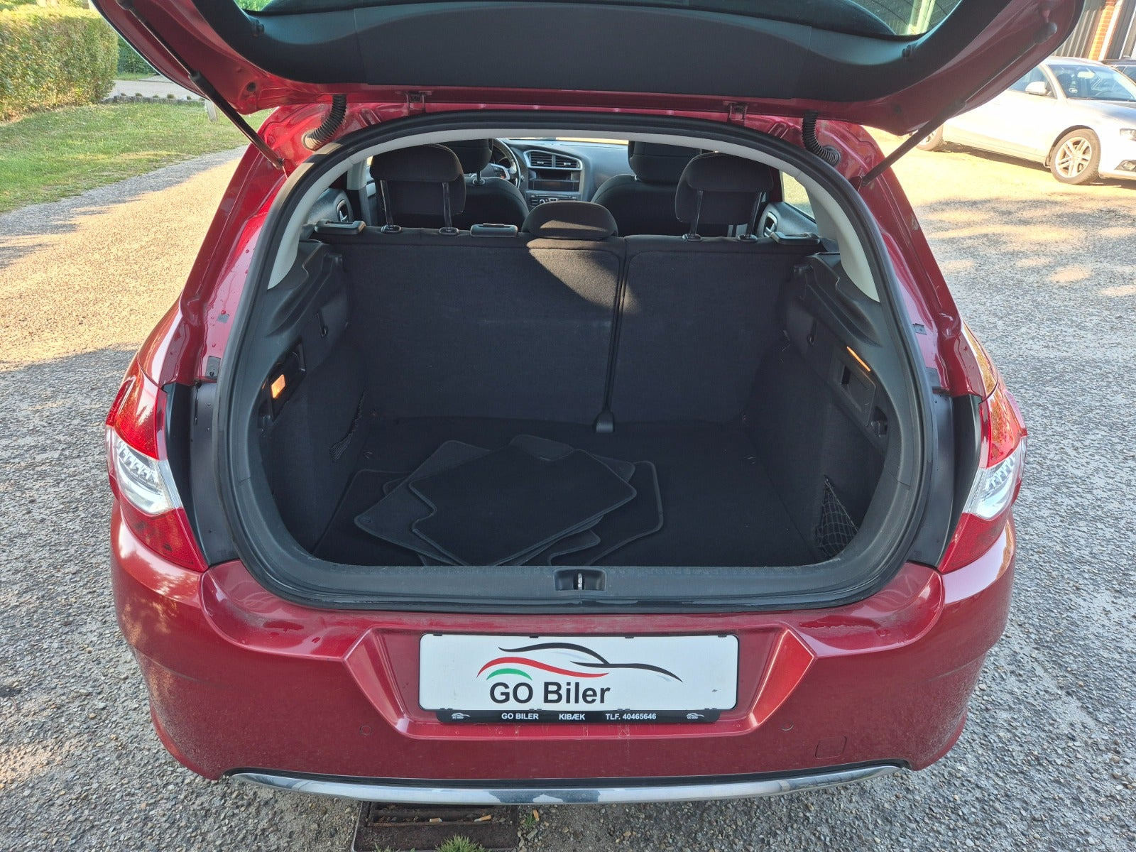 Grøn Citroën C4 fra 2010
