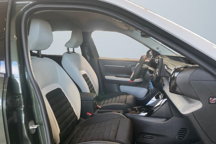 Grøn Citroën e-C3 Aircross fra 2025