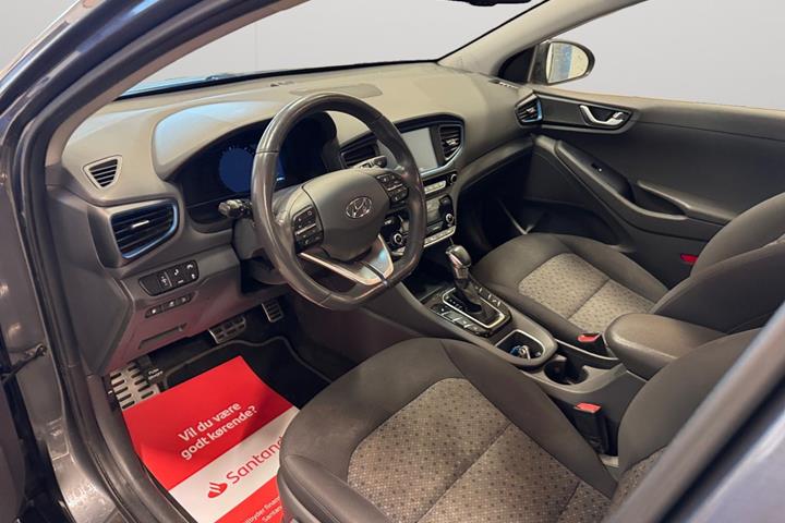 Grå Hyundai Ioniq fra 2018