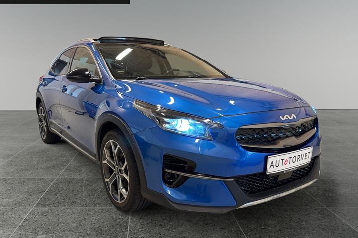 Blå Kia XCeed fra 2022