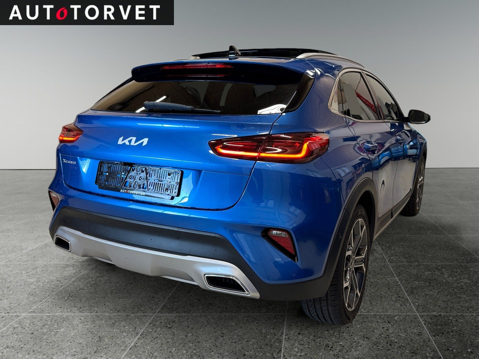 Blå Kia XCeed fra 2022