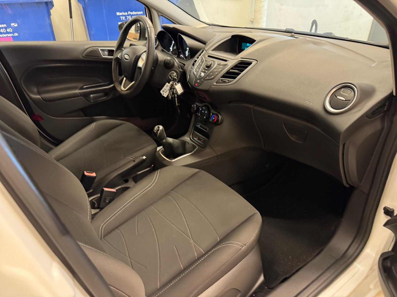 Hvid Ford Fiesta fra 2015