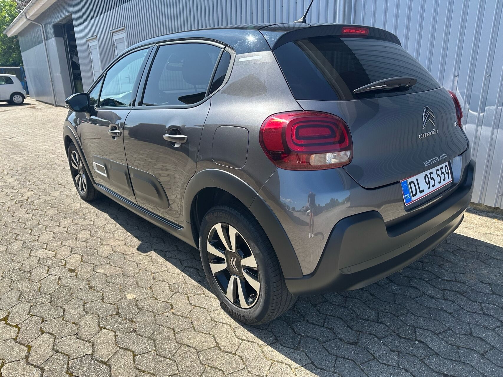 Grå Citroën C3 fra 2021