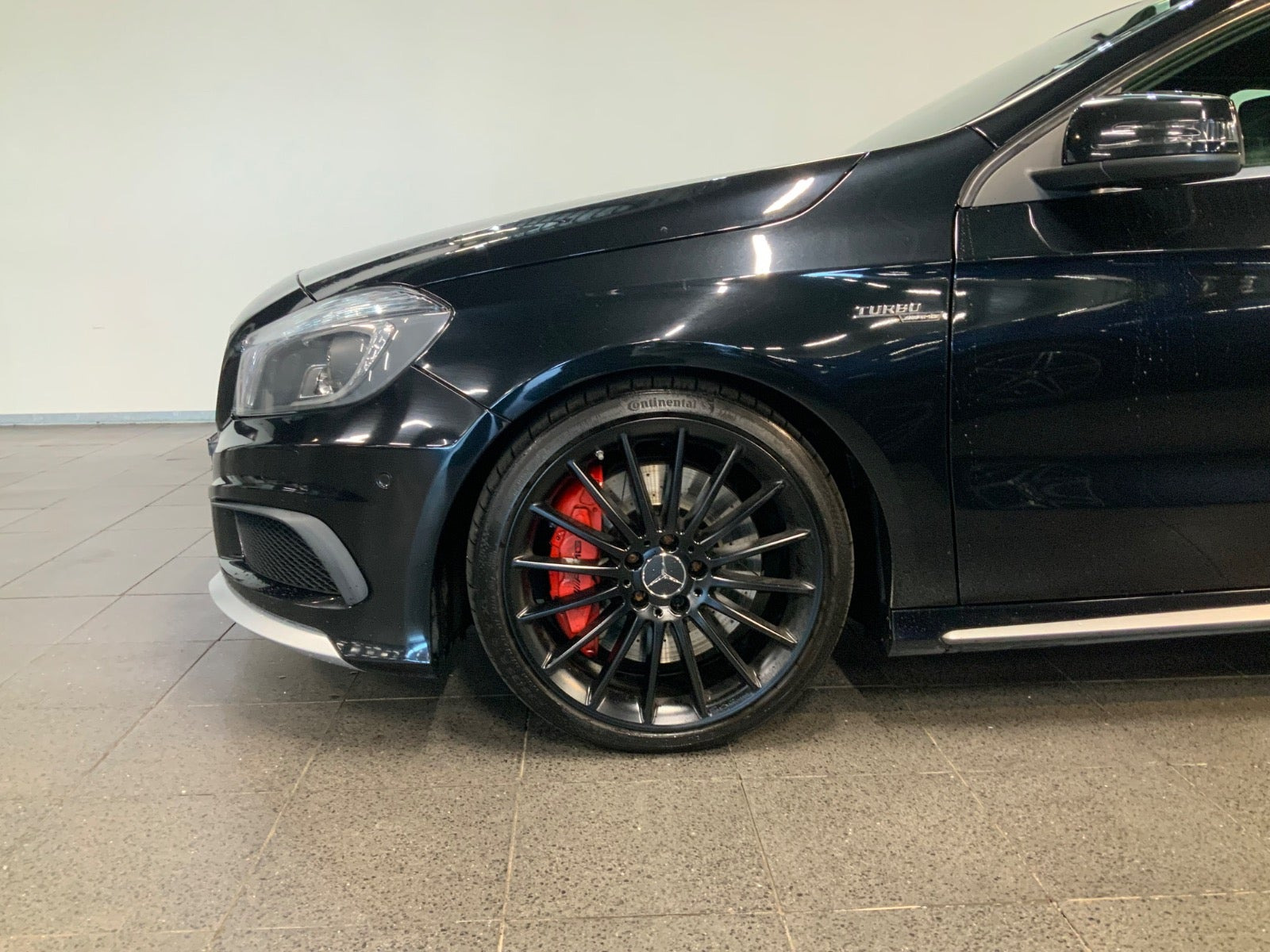 Sort Mercedes A45 fra 2014