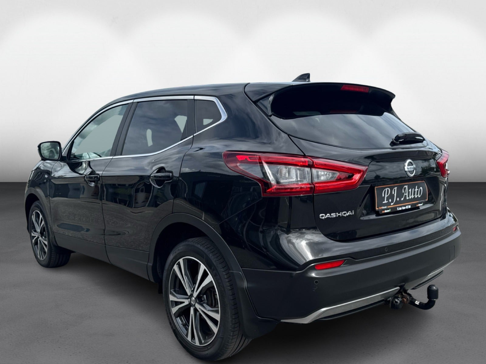 Grå Nissan Qashqai fra 2019