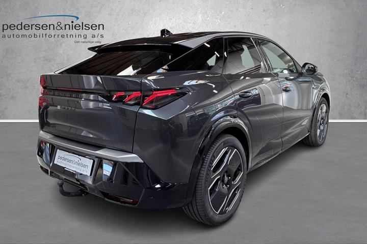 Grå Peugeot e-3008 fra 2025