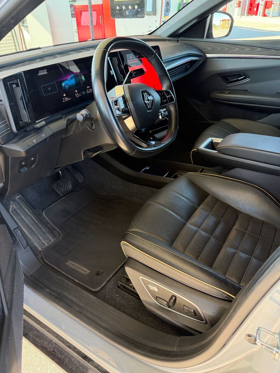 Grå Renault Mégane fra 2022