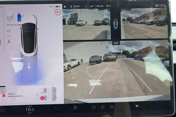 Hvid Tesla Model 3 fra 2026