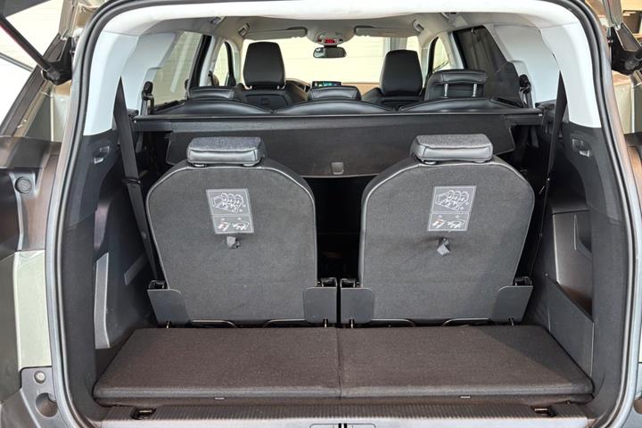 undefined Peugeot 5008 fra 2018