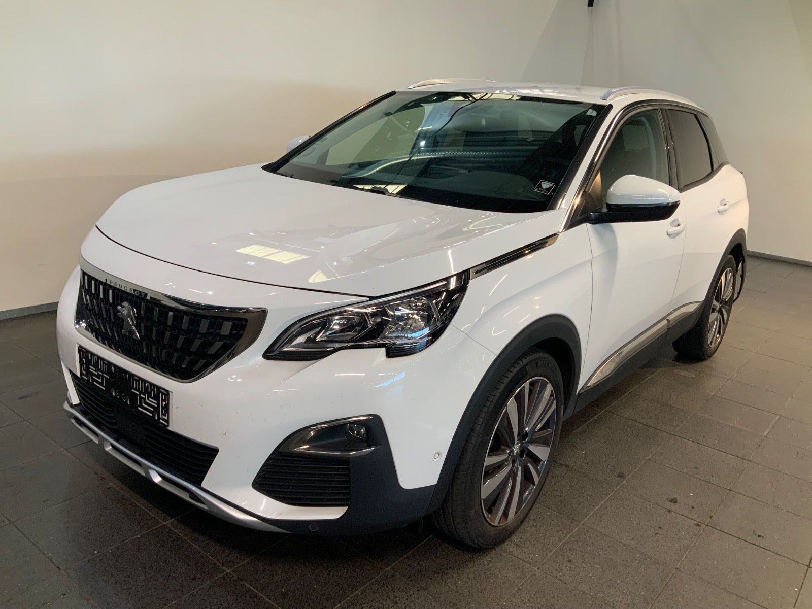 Peugeot 3008 1,2 e-THP 130 Allure