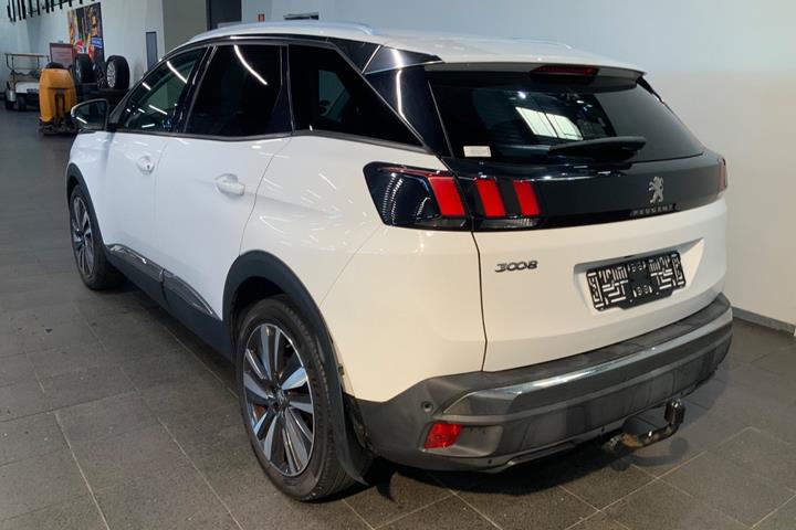 Hvid Peugeot 3008 fra 2018