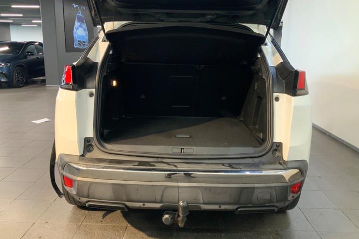 Hvid Peugeot 3008 fra 2018