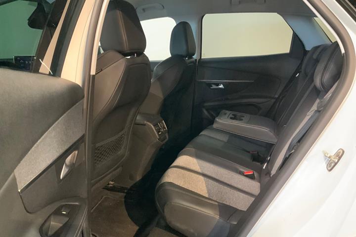 Hvid Peugeot 3008 fra 2018
