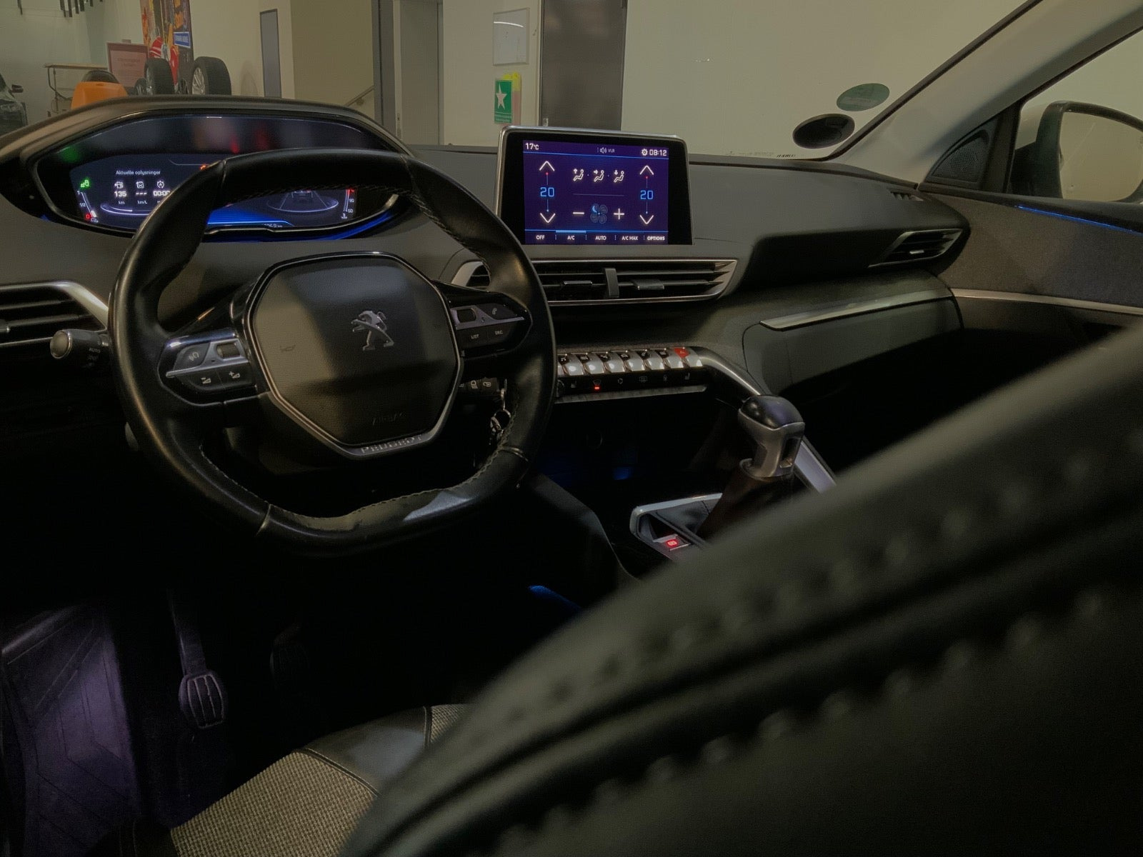 Hvid Peugeot 3008 fra 2018