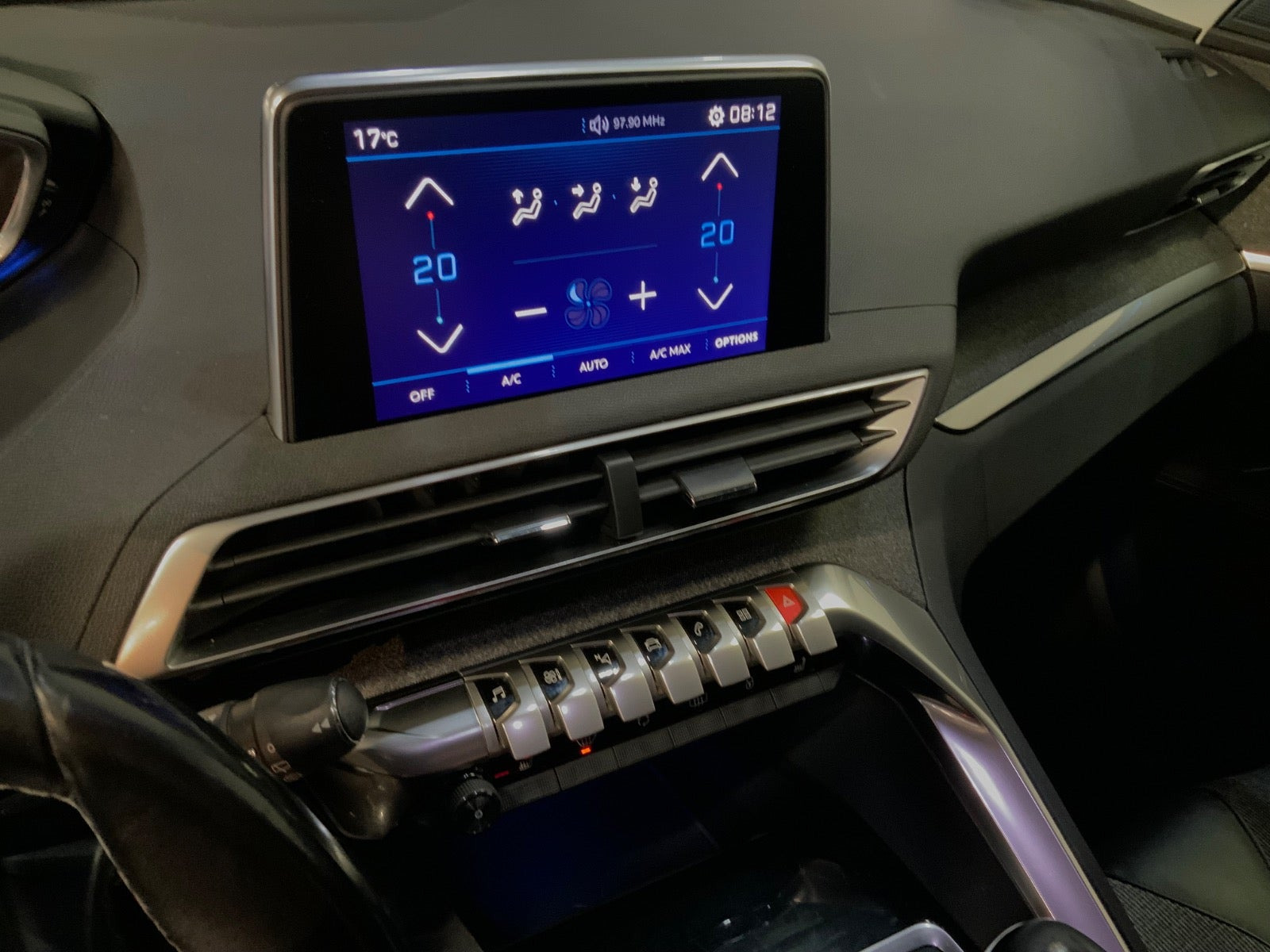 Hvid Peugeot 3008 fra 2018