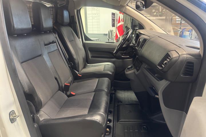 Hvid Peugeot Expert fra 2018