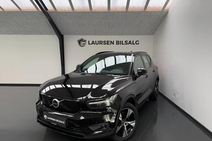 Sort Volvo XC40 fra 2022