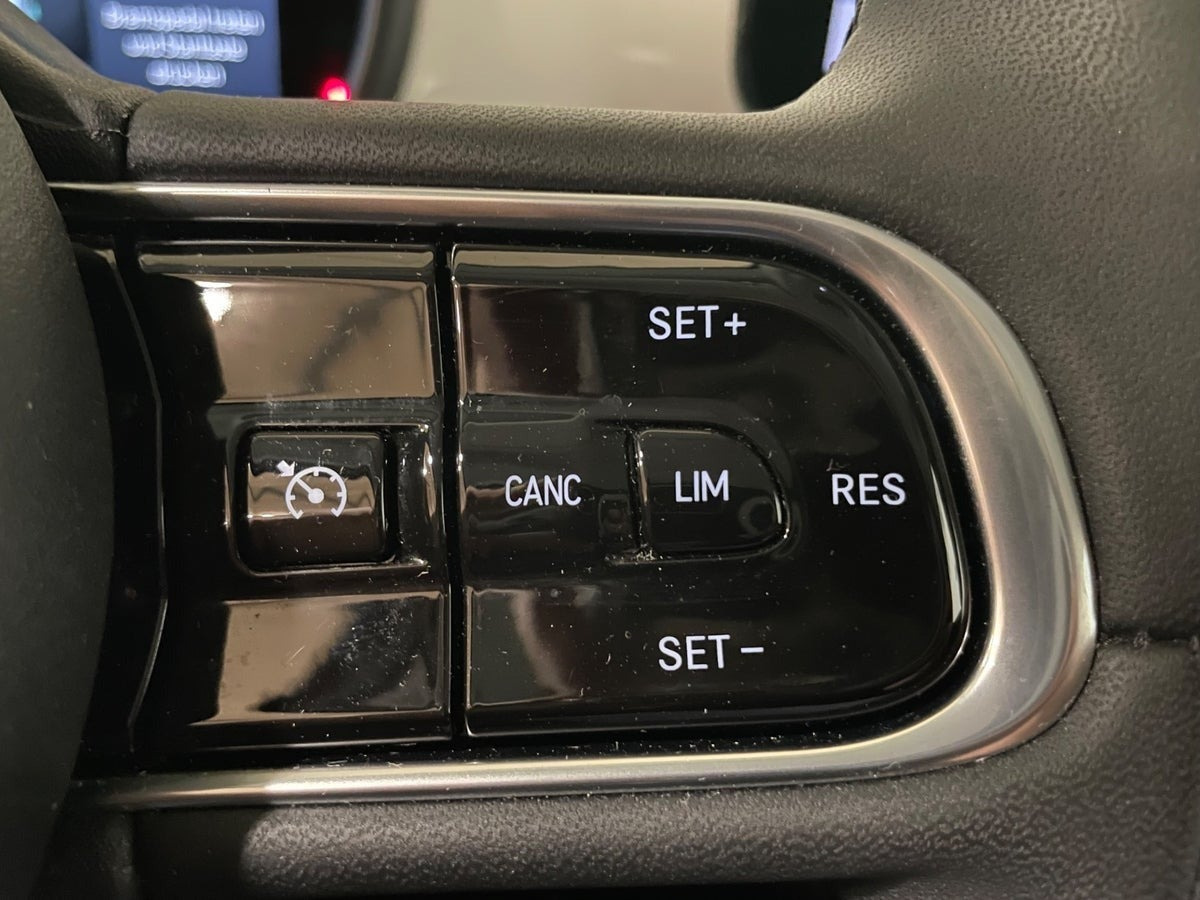 Hvid Fiat 500e fra 2022