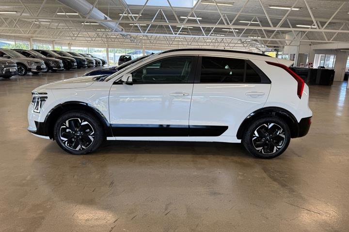 Hvid Kia Niro fra 2023