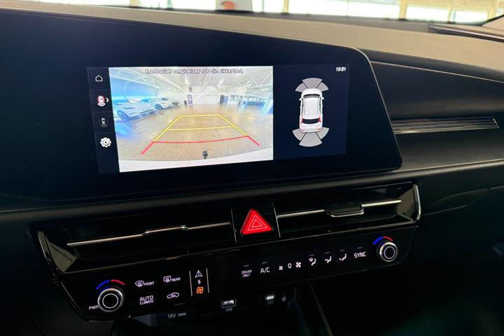 Hvid Kia Niro fra 2023