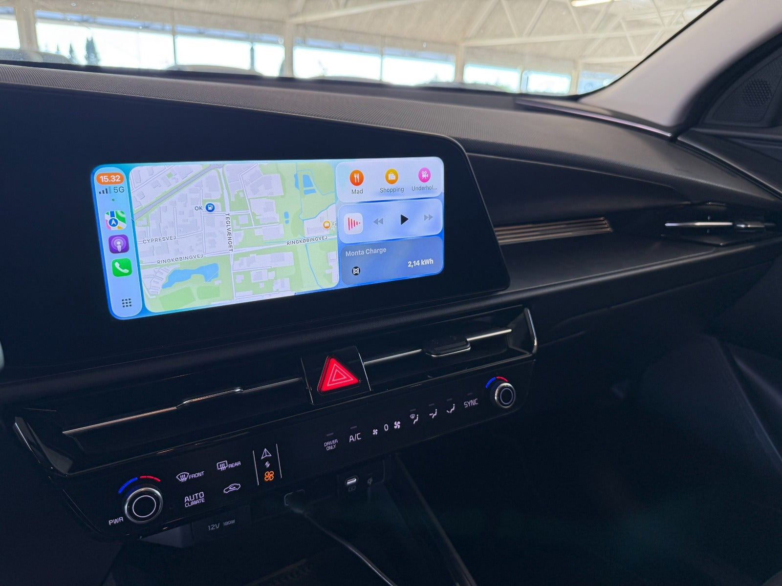 Hvid Kia Niro fra 2023
