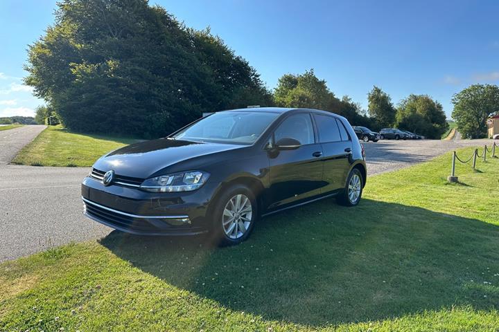 Sort VW Golf VII fra 2018