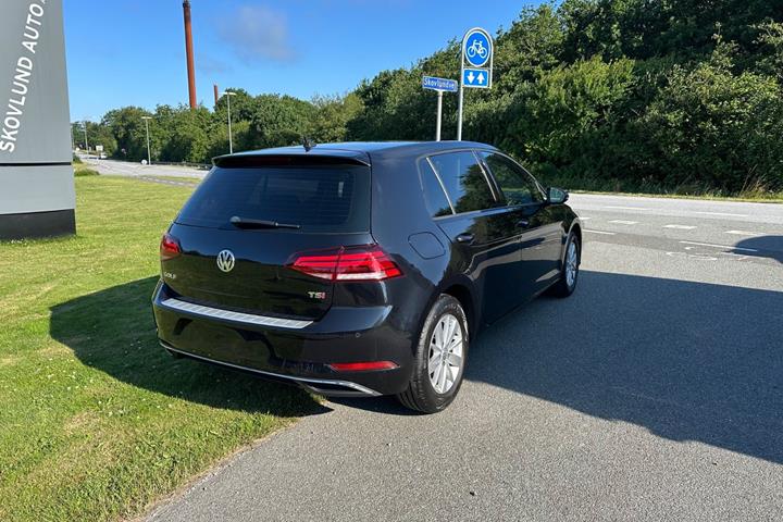Sort VW Golf VII fra 2018