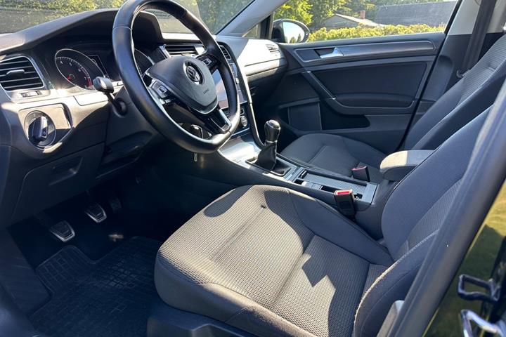 Sort VW Golf VII fra 2018