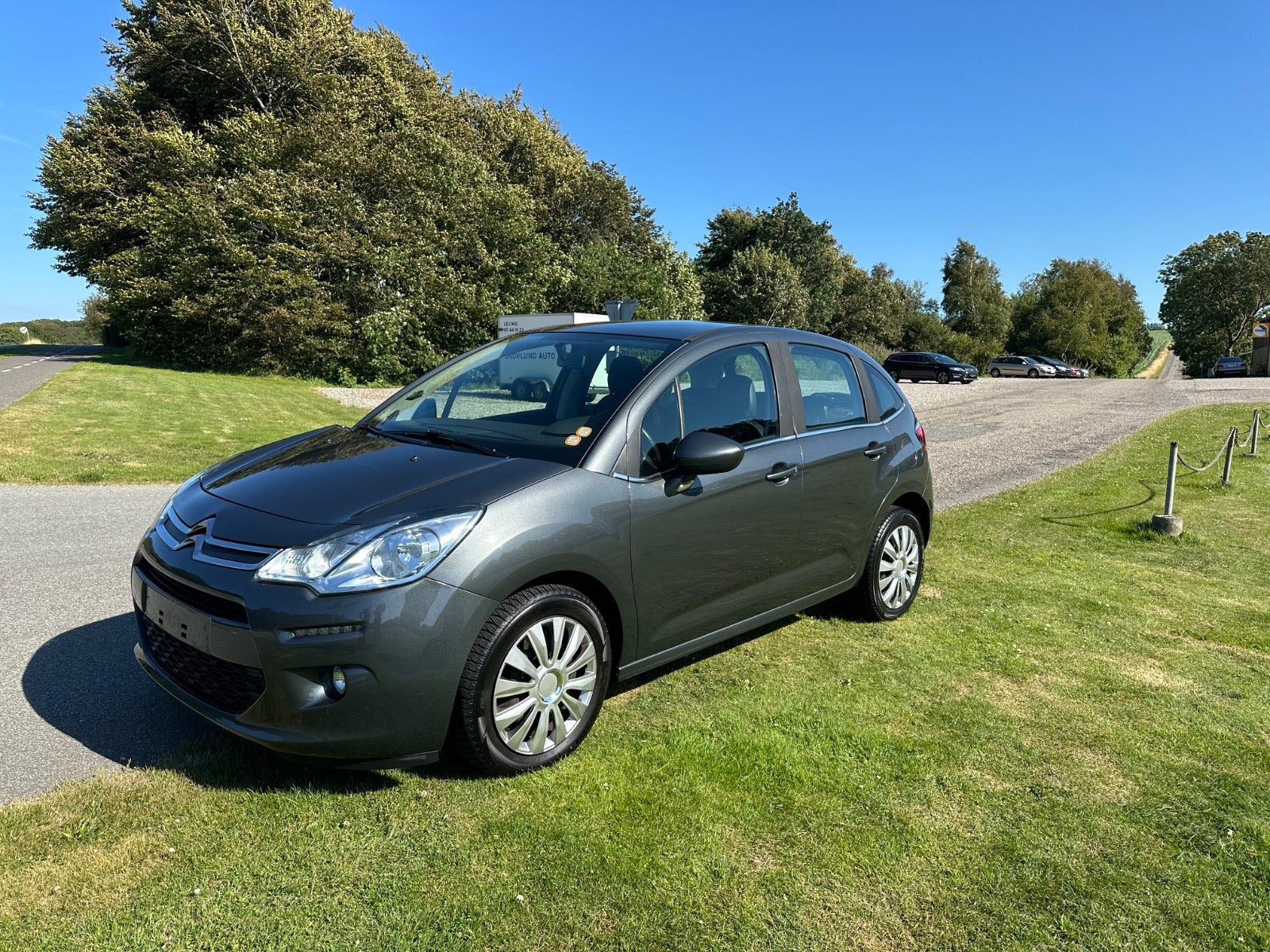 Grå Citroën C3 fra 2016