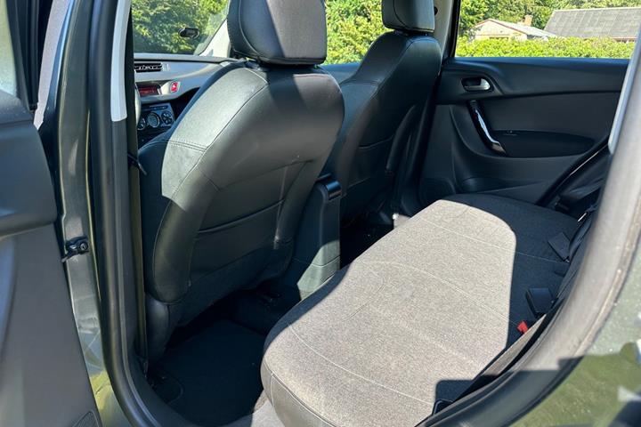 Grå Citroën C3 fra 2016