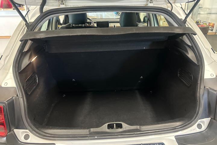 Hvid Citroën C4 Cactus fra 2015