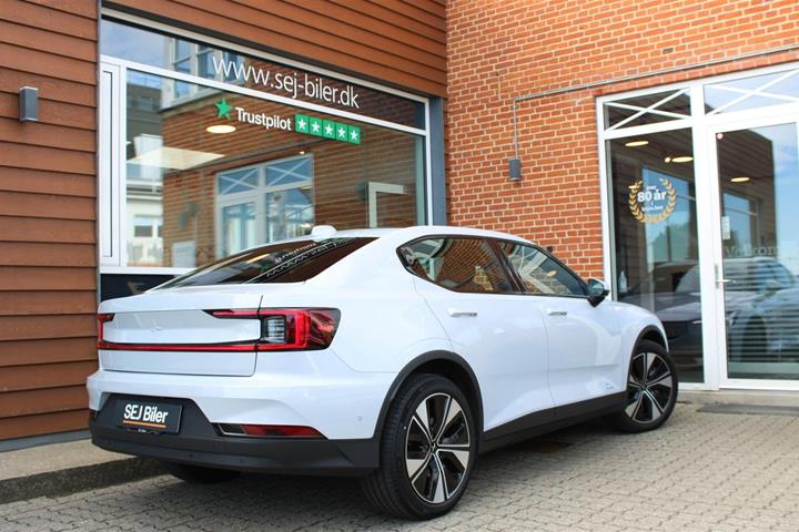 Hvid Polestar 2 fra 2024